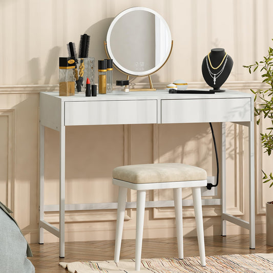 Elara Charging Writing Desk