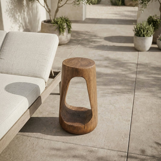 Nero Sculpted Pedestal Side Table