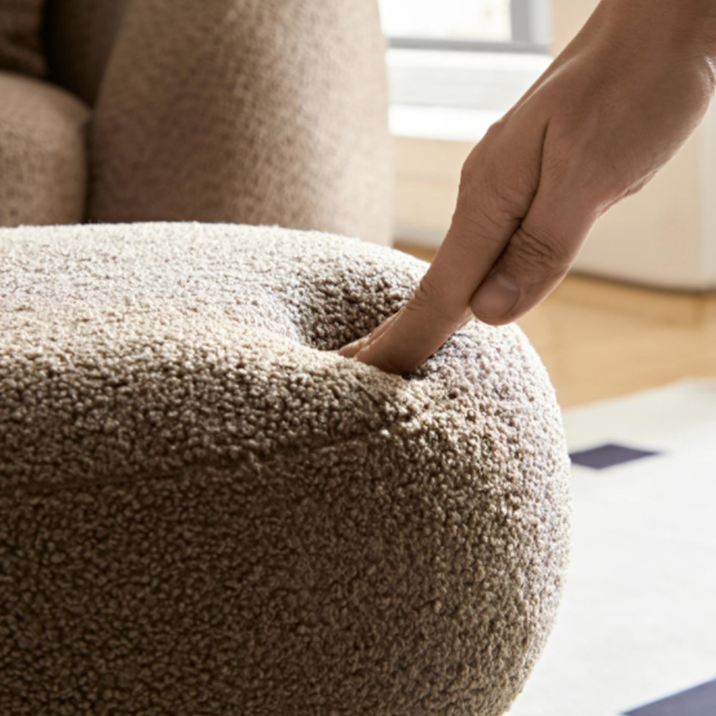 25086197