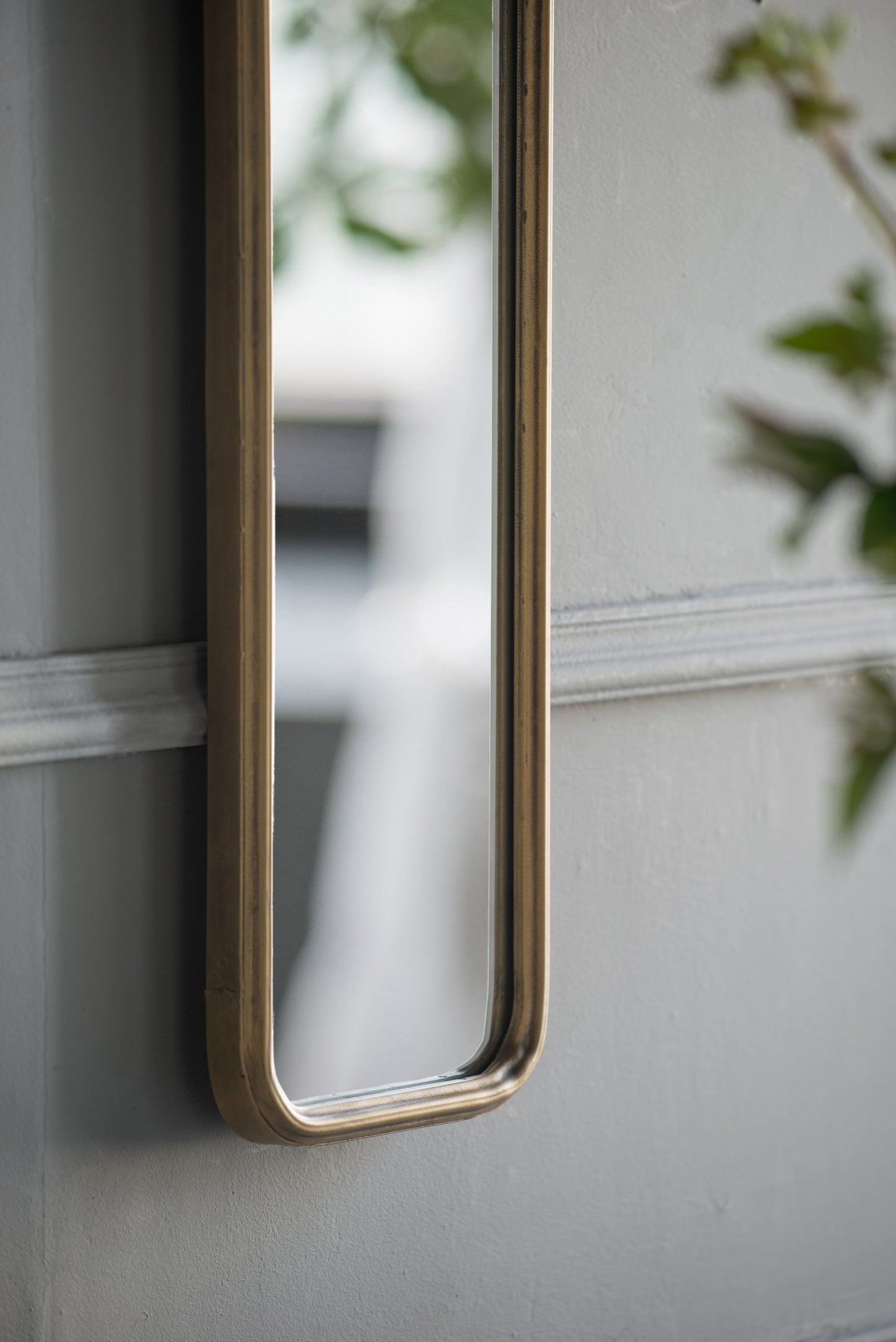 47” Narrow Framed Antique Gold Full-Length Wall Mirror