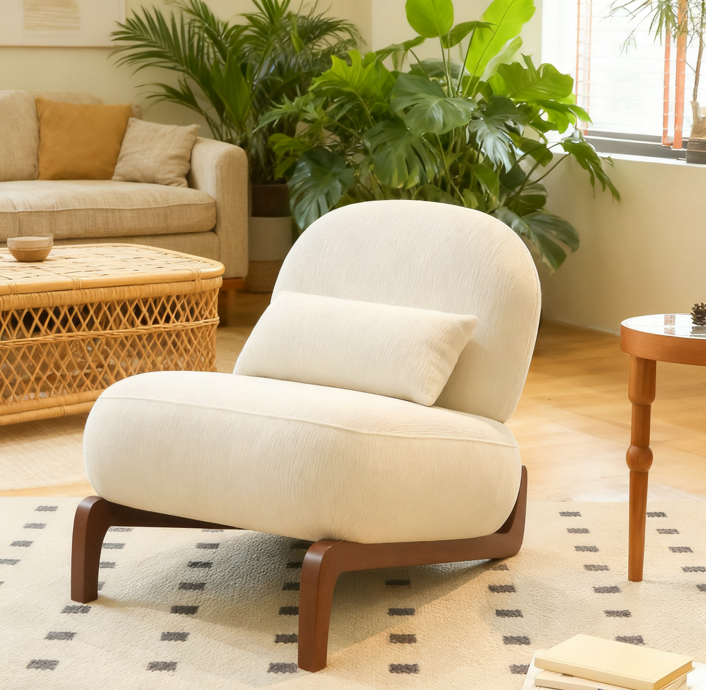 Verdana Curved Accent Chair, White