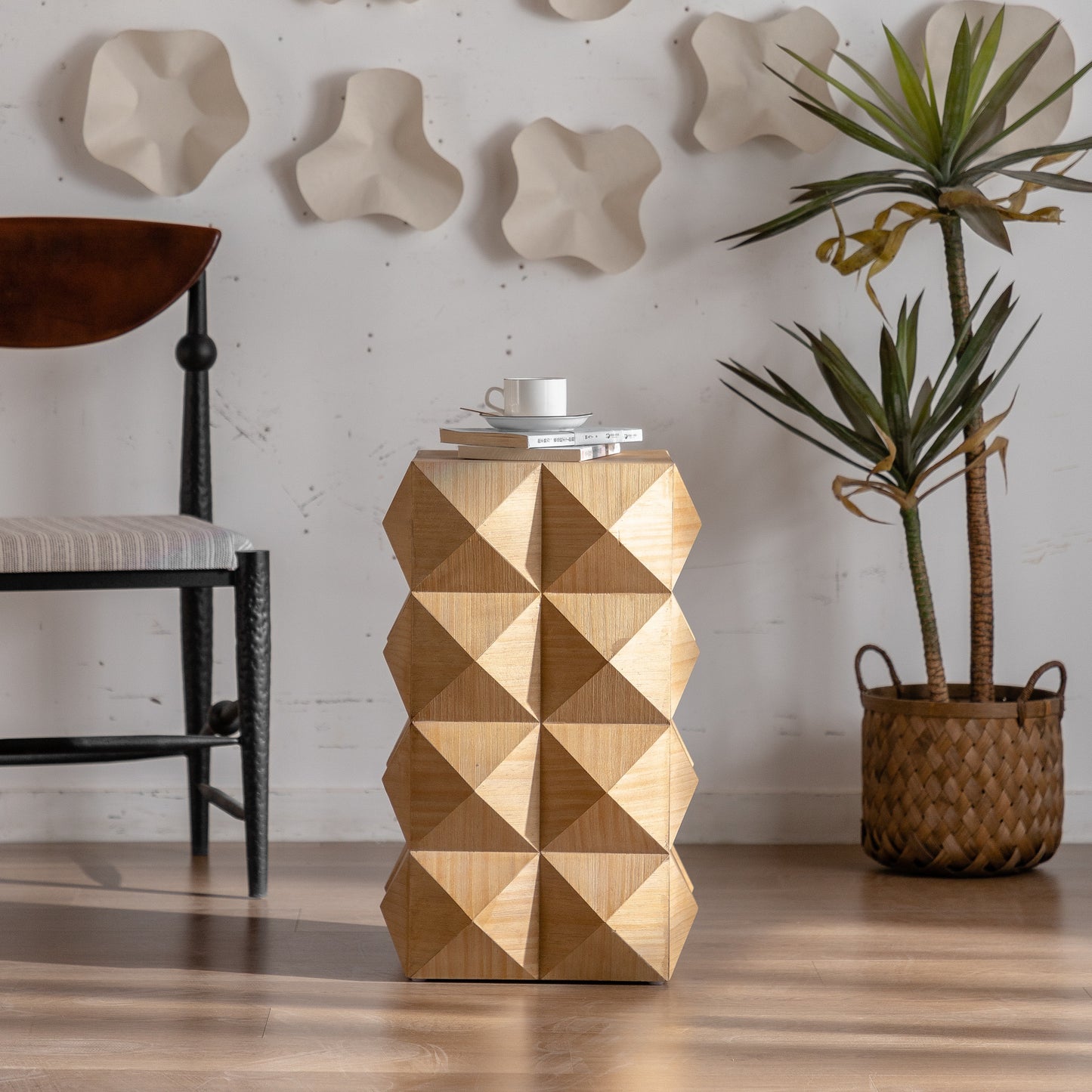 Arden Sculpted Side Table, Natural