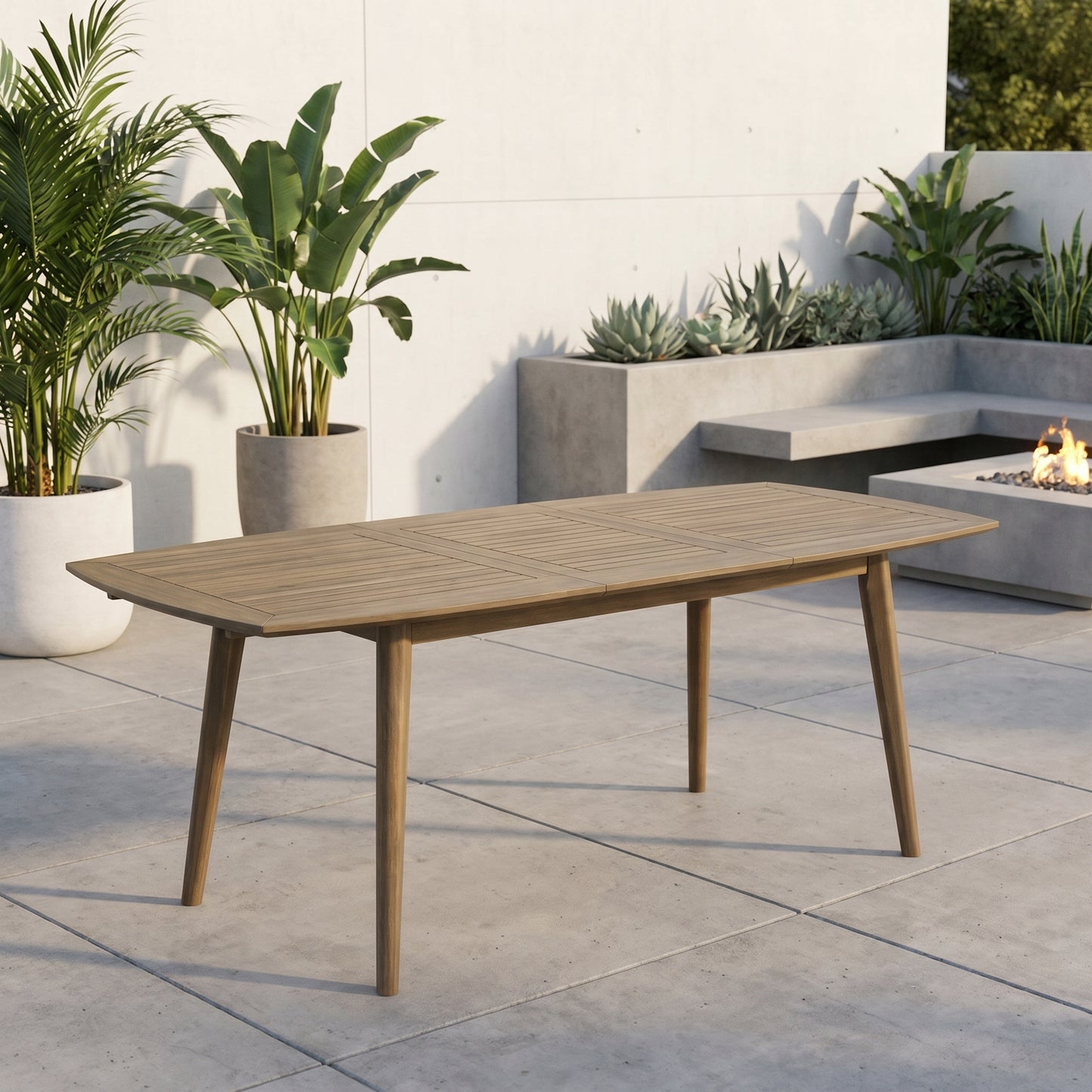 Elara Expandable Outdoor Dining Table