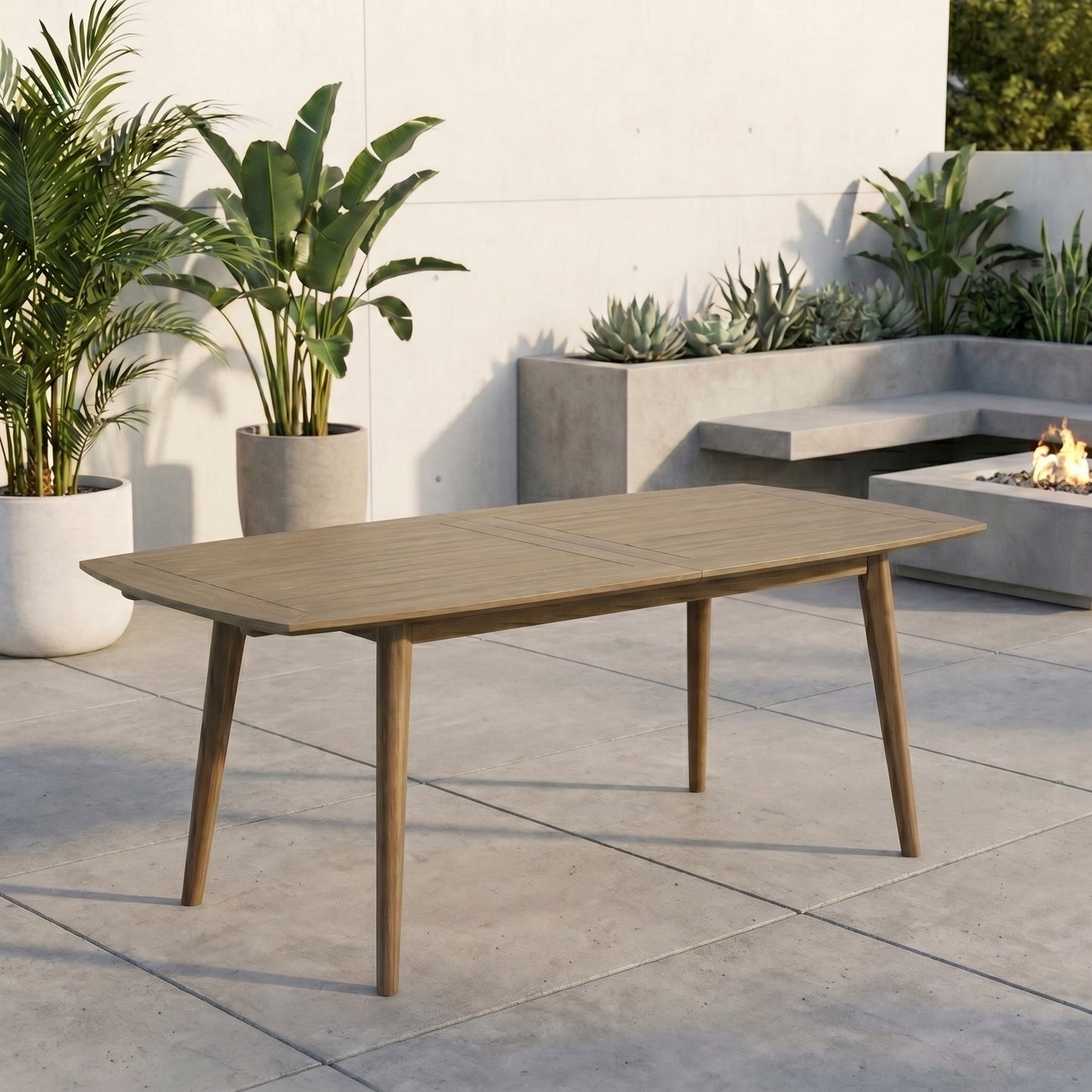 Elara Expandable Outdoor Dining Table