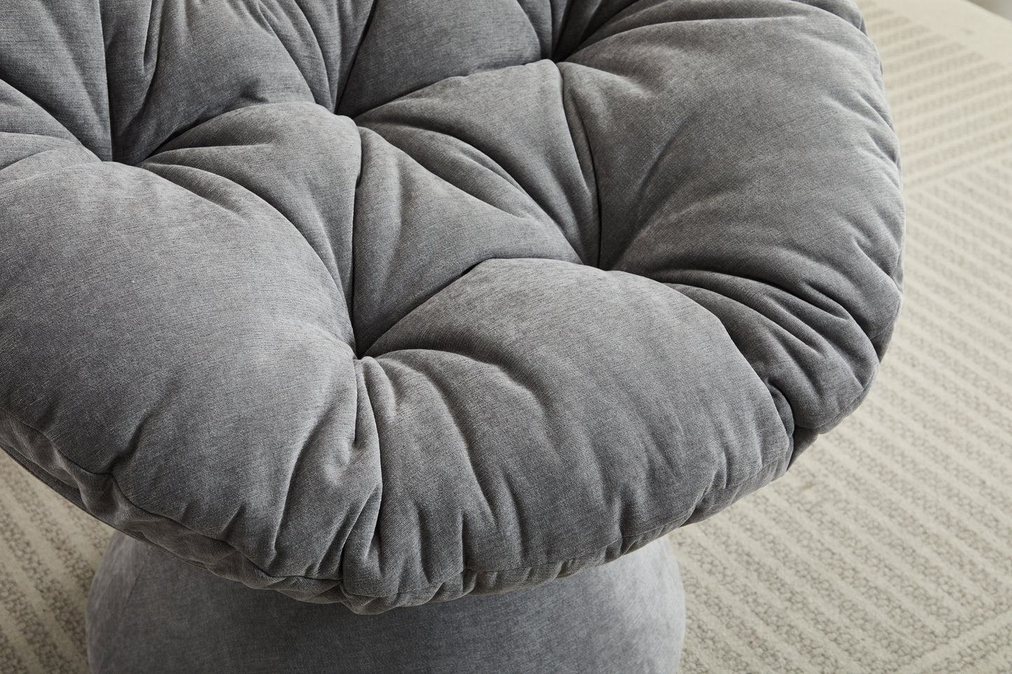 Oversized Papasan Swivel Accent Chair, Grey